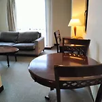 Smart Suite At Times Square Kl